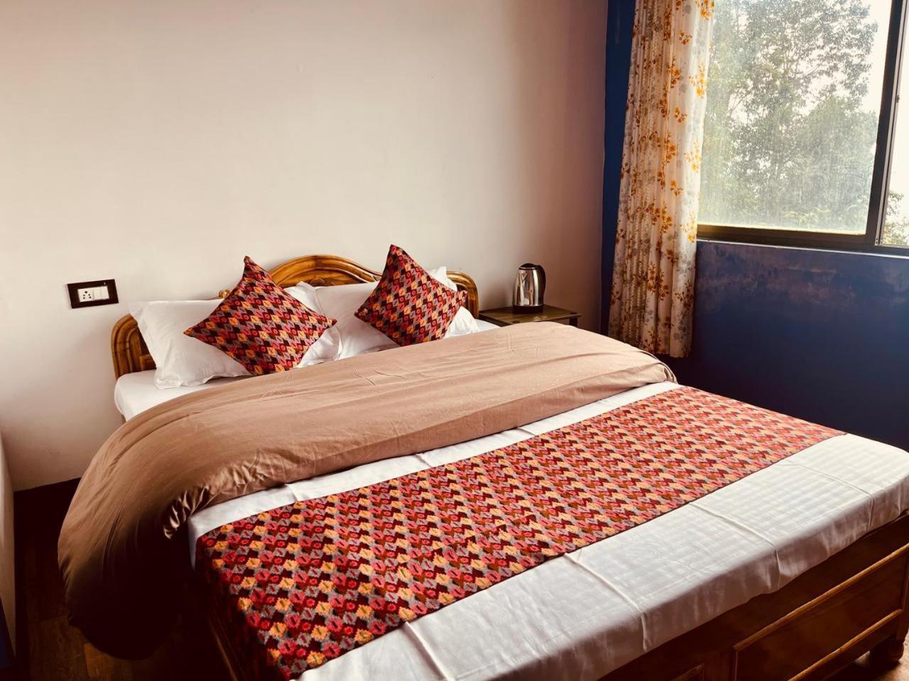Forest Lodge - 80 Mts From Mall Road دارجيلنغ المظهر الخارجي الصورة