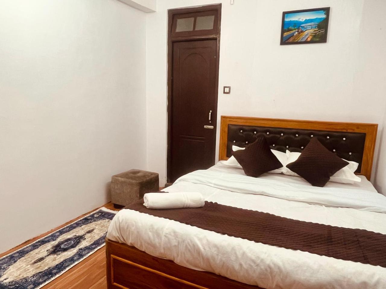Forest Lodge - 80 Mts From Mall Road دارجيلنغ المظهر الخارجي الصورة