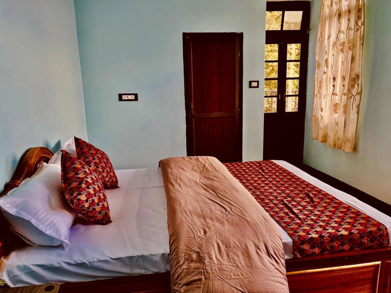 Forest Lodge - 80 Mts From Mall Road دارجيلنغ المظهر الخارجي الصورة